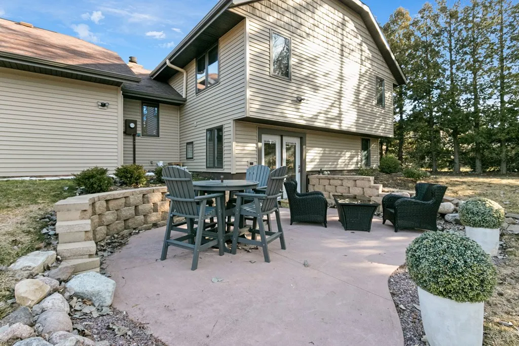 641 E Walnut Pl, Sturgeon Bay Wi 54235, 4 Bedrooms Bedrooms, ,2 BathroomsBathrooms,Inland-Residential,For Sale,E Walnut Pl,143370