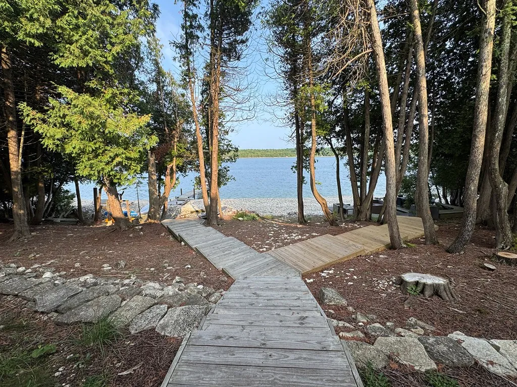 2096 Gudmundsen Dr, Washington Island, Wisconsin 54246, 3 Bedrooms Bedrooms, ,2 BathroomsBathrooms,Waterfront-Residential,For Sale,Gudmundsen Dr,144393