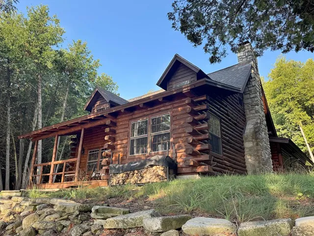 2096 Gudmundsen Dr, Washington Island, Wisconsin 54246, 3 Bedrooms Bedrooms, ,2 BathroomsBathrooms,Waterfront-Residential,For Sale,Gudmundsen Dr,144393