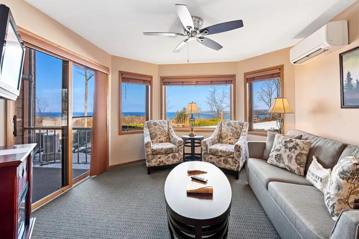 4908 Landmark Cir # 1104, Egg Harbor Wi 54209, 1 Bedroom Bedrooms, ,1 BathroomBathrooms,Condominium,For Sale,Landmark Cir,143836