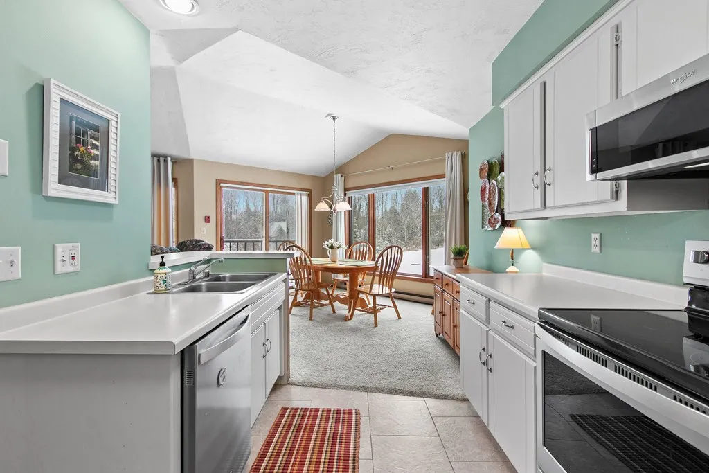 10550 Bay Ridge Pl, Sister Bay Wi 54234, 2 Bedrooms Bedrooms, ,2 BathroomsBathrooms,Condominium,For Sale,Bay Ridge Pl,141502