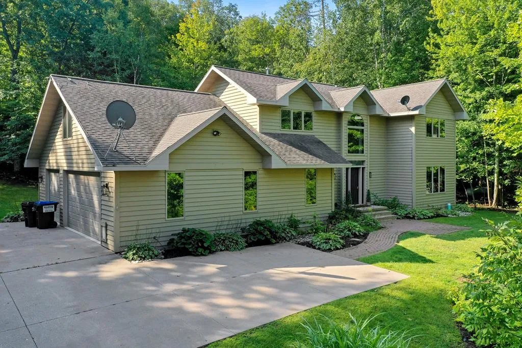 6361 Bluff Court Trl, Sturgeon Bay Wi 54235, 3 Bedrooms Bedrooms, ,4 BathroomsBathrooms,Inland-Residential,For Sale,Bluff Court Trl,140846