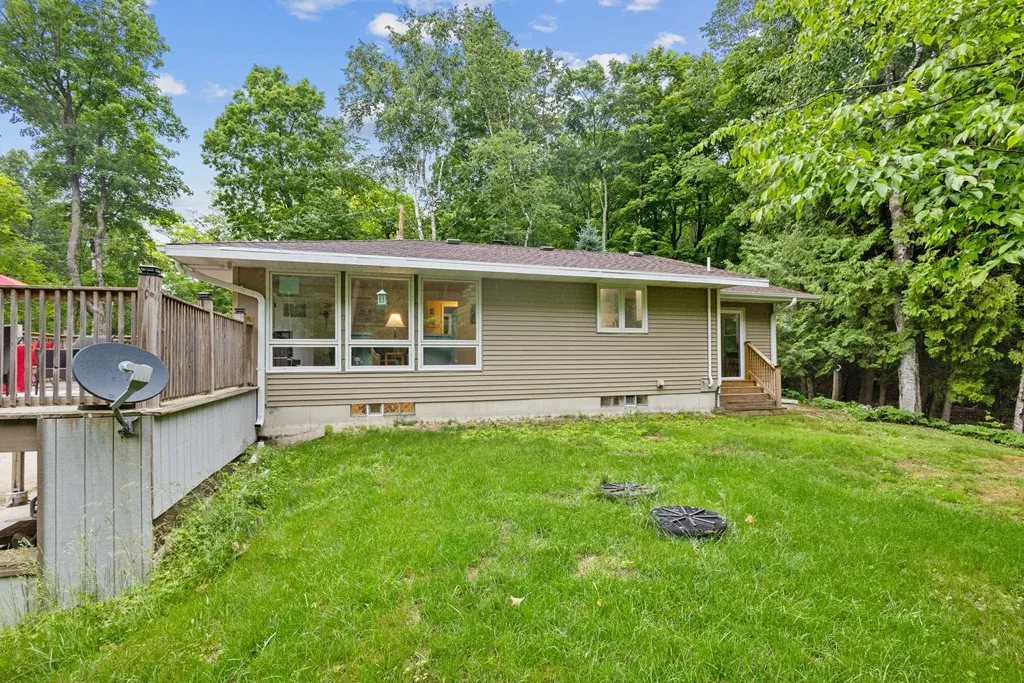 6170 Bay Shore Dr, Sturgeon Bay, Wisconsin 54235, 3 Bedrooms Bedrooms, ,2 BathroomsBathrooms,Inland-Residential,For Sale,Bay Shore Dr,144203