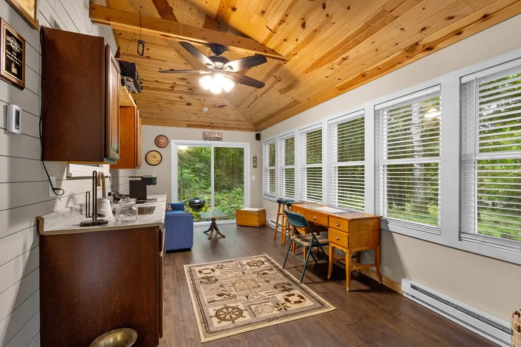 6170 Bay Shore Dr, Sturgeon Bay, Wisconsin 54235, 3 Bedrooms Bedrooms, ,2 BathroomsBathrooms,Inland-Residential,For Sale,Bay Shore Dr,144203