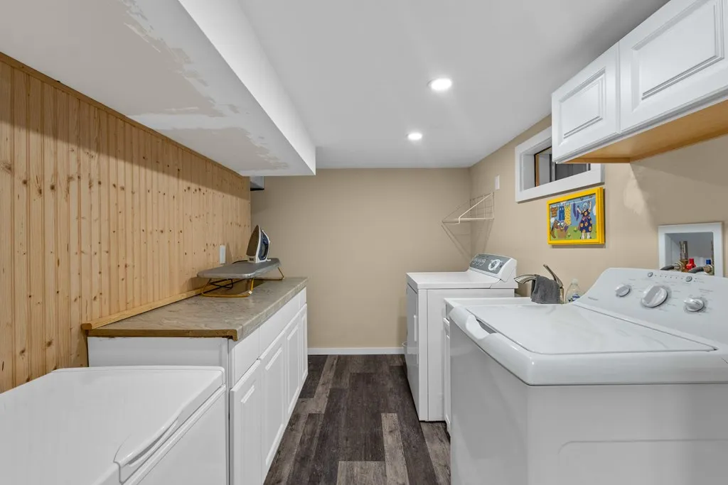 6170 Bay Shore Dr, Sturgeon Bay, Wisconsin 54235, 3 Bedrooms Bedrooms, ,2 BathroomsBathrooms,Inland-Residential,For Sale,Bay Shore Dr,144203