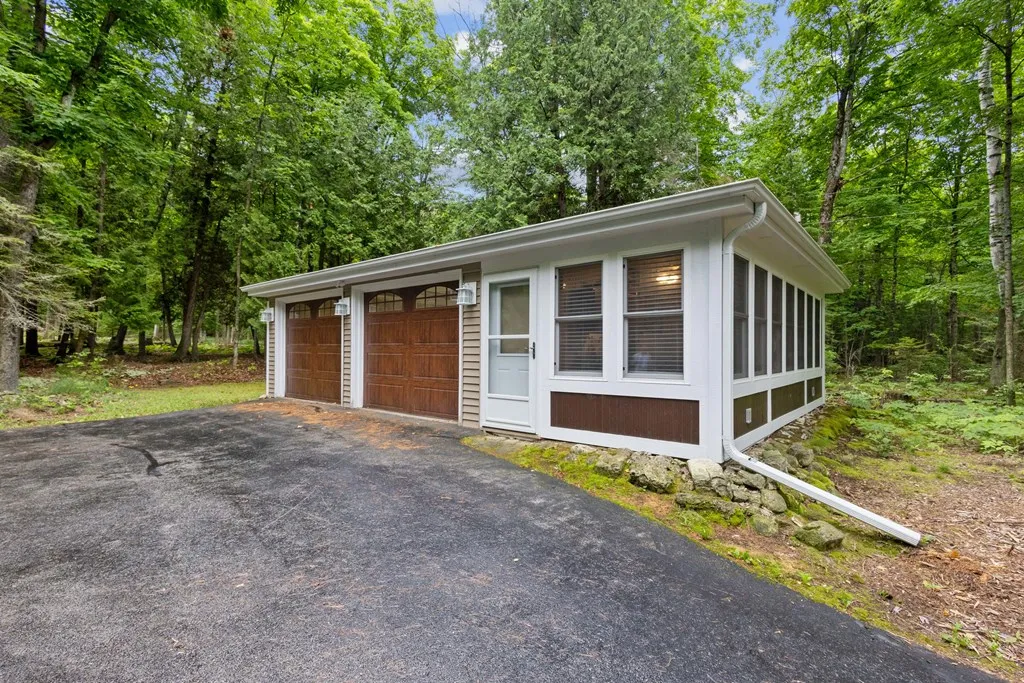 6170 Bay Shore Dr, Sturgeon Bay, Wisconsin 54235, 3 Bedrooms Bedrooms, ,2 BathroomsBathrooms,Inland-Residential,For Sale,Bay Shore Dr,144203