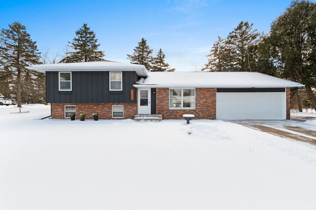 1223 Bonnie View Dr, Sturgeon Bay Wi 54235, 3 Bedrooms Bedrooms, ,2 BathroomsBathrooms,Inland-Residential,For Sale,Bonnie View Dr,143484