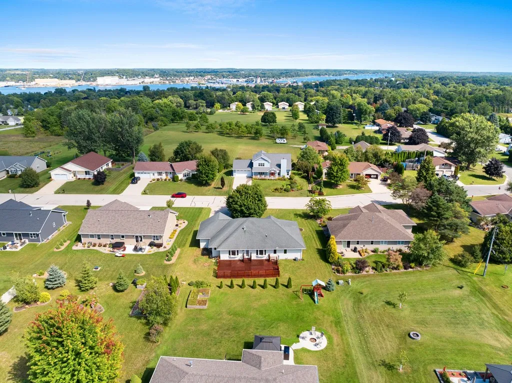 33 Ashland Ave, Sturgeon Bay, Wisconsin 54235, 3 Bedrooms Bedrooms, ,3 BathroomsBathrooms,Inland-Residential,For Sale,Ashland Ave,144496