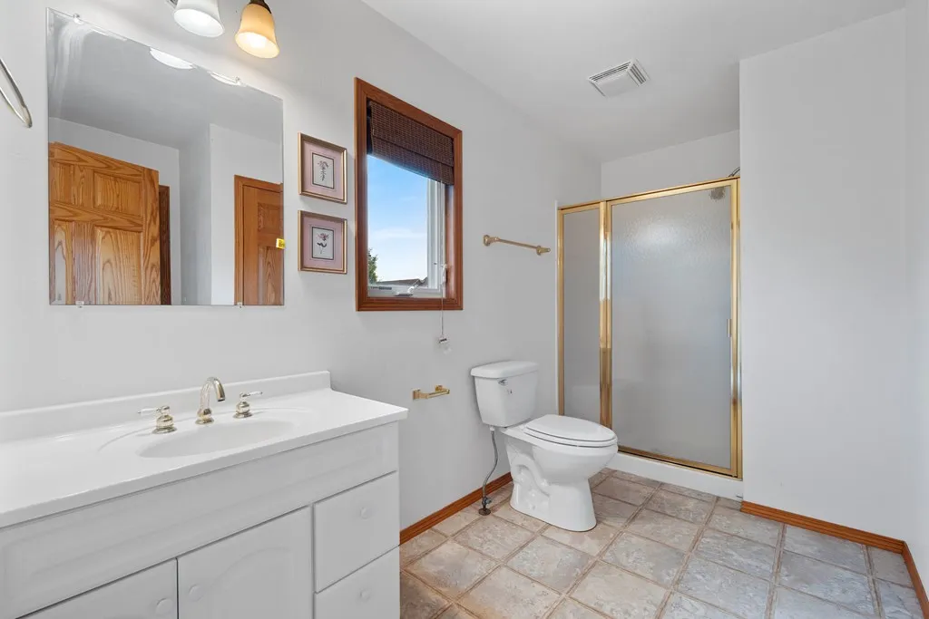 33 Ashland Ave, Sturgeon Bay, Wisconsin 54235, 3 Bedrooms Bedrooms, ,3 BathroomsBathrooms,Inland-Residential,For Sale,Ashland Ave,144496
