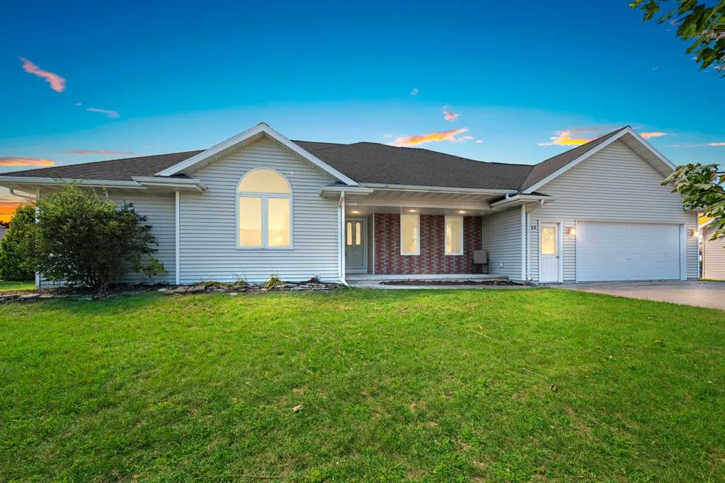 33 Ashland Ave, Sturgeon Bay, Wisconsin 54235, 3 Bedrooms Bedrooms, ,3 BathroomsBathrooms,Inland-Residential,For Sale,Ashland Ave,144496
