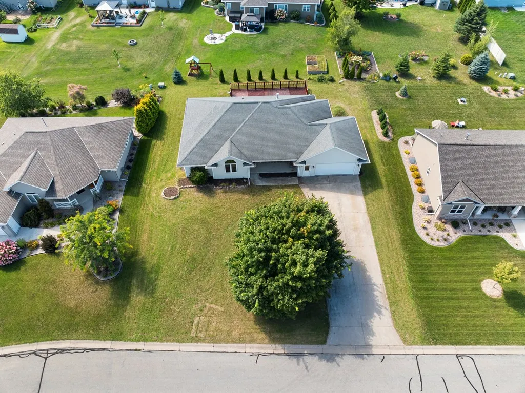 33 Ashland Ave, Sturgeon Bay, Wisconsin 54235, 3 Bedrooms Bedrooms, ,3 BathroomsBathrooms,Inland-Residential,For Sale,Ashland Ave,144496