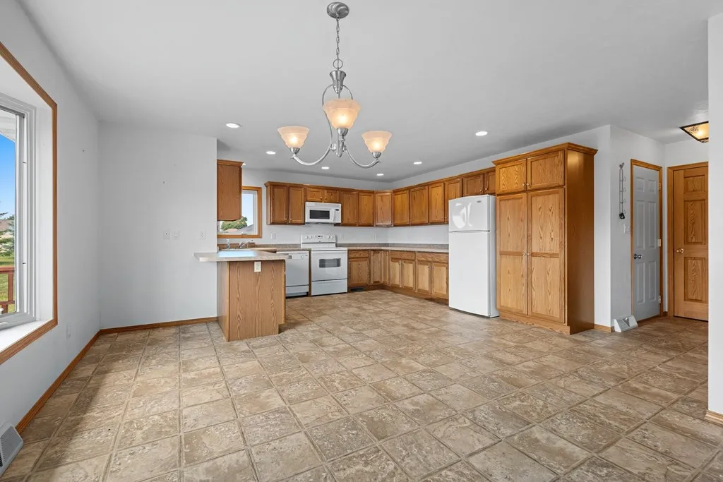 33 Ashland Ave, Sturgeon Bay, Wisconsin 54235, 3 Bedrooms Bedrooms, ,3 BathroomsBathrooms,Inland-Residential,For Sale,Ashland Ave,144496