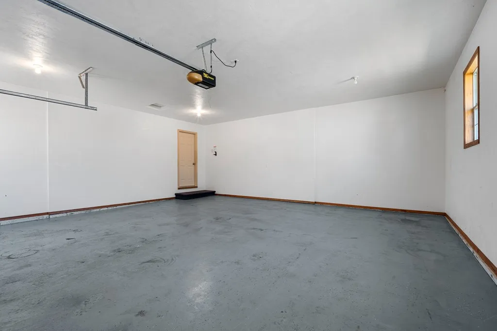 33 Ashland Ave, Sturgeon Bay, Wisconsin 54235, 3 Bedrooms Bedrooms, ,3 BathroomsBathrooms,Inland-Residential,For Sale,Ashland Ave,144496