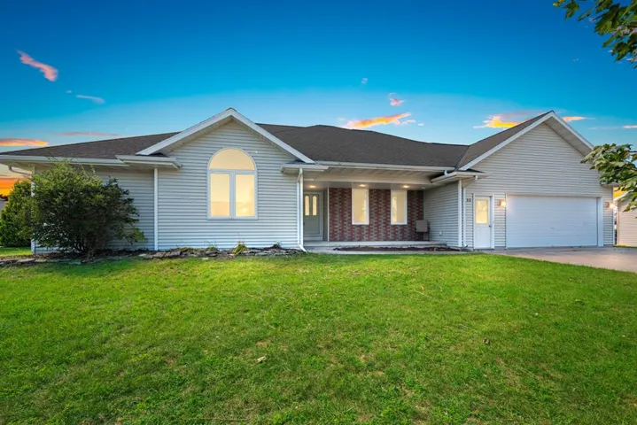 33 Ashland Ave, Sturgeon Bay, Wisconsin 54235, 3 Bedrooms Bedrooms, ,3 BathroomsBathrooms,Inland-Residential,For Sale,Ashland Ave,144496