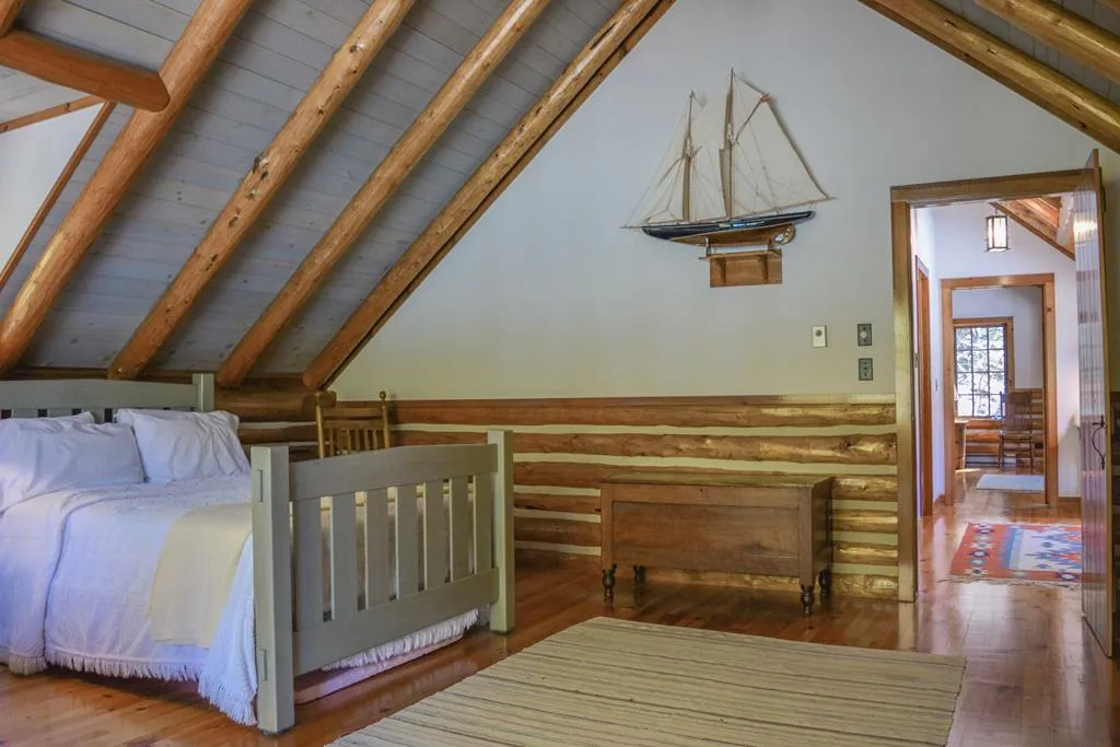 10423 North Shore Rd, Ephraim Wi 54211, 3 Bedrooms Bedrooms, ,2 BathroomsBathrooms,Waterfront-Residential,For Sale,North Shore Rd,141604