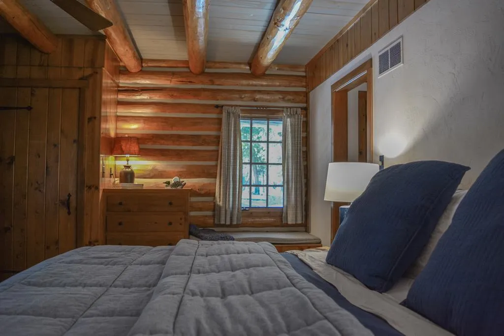 10423 North Shore Rd, Ephraim Wi 54211, 3 Bedrooms Bedrooms, ,2 BathroomsBathrooms,Waterfront-Residential,For Sale,North Shore Rd,141604