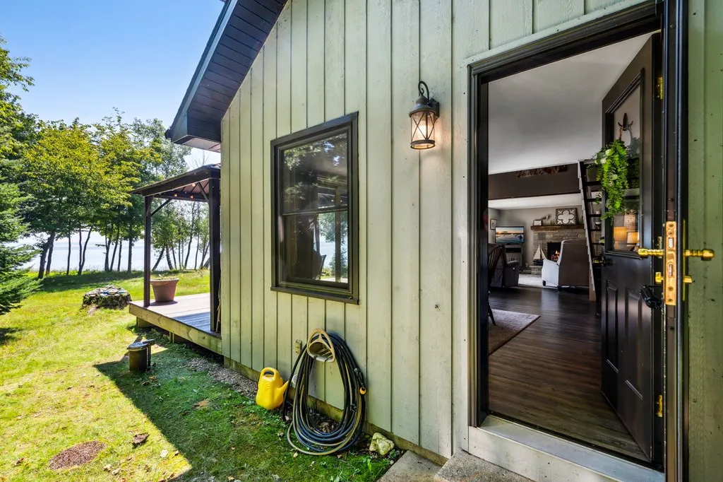 2016 S Lake Michigan Dr, Sturgeon Bay, Wisconsin 54235, 2 Bedrooms Bedrooms, ,1 BathroomBathrooms,Waterfront-Residential,For Sale,S Lake Michigan Dr,144346