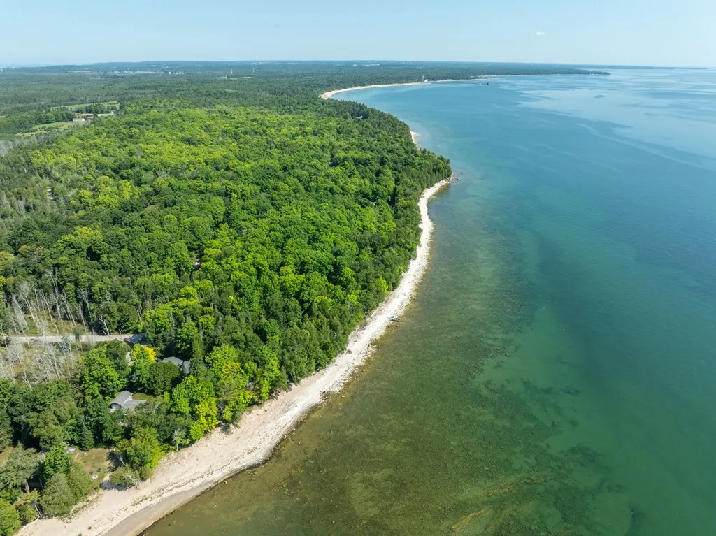 2016 S Lake Michigan Dr, Sturgeon Bay, Wisconsin 54235, 2 Bedrooms Bedrooms, ,1 BathroomBathrooms,Waterfront-Residential,For Sale,S Lake Michigan Dr,144346