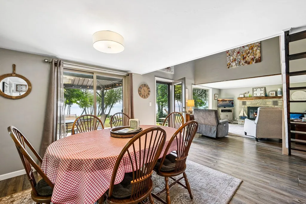 2016 S Lake Michigan Dr, Sturgeon Bay, Wisconsin 54235, 2 Bedrooms Bedrooms, ,1 BathroomBathrooms,Waterfront-Residential,For Sale,S Lake Michigan Dr,144346