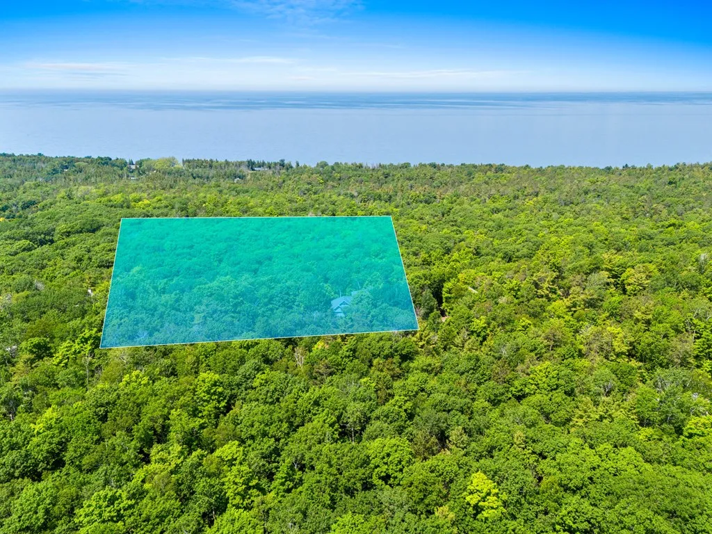 5897 Bluff Ledge Rd, Sturgeon Bay, Wisconsin 54235, 3 Bedrooms Bedrooms, ,4 BathroomsBathrooms,Inland-Residential,For Sale,Bluff Ledge Rd,144133