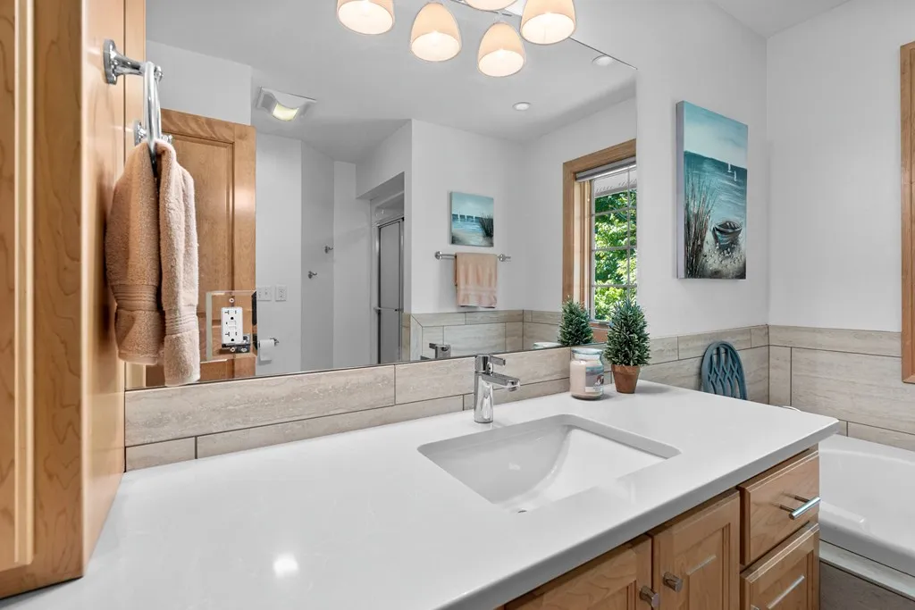 5897 Bluff Ledge Rd, Sturgeon Bay, Wisconsin 54235, 3 Bedrooms Bedrooms, ,4 BathroomsBathrooms,Inland-Residential,For Sale,Bluff Ledge Rd,144133