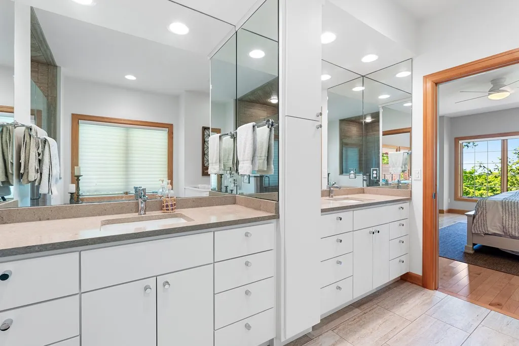 5897 Bluff Ledge Rd, Sturgeon Bay, Wisconsin 54235, 3 Bedrooms Bedrooms, ,4 BathroomsBathrooms,Inland-Residential,For Sale,Bluff Ledge Rd,144133