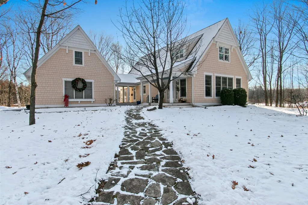 7036 Birchstone Ln, Town Of Egg Harbor Wi 54209, 3 Bedrooms Bedrooms, ,4 BathroomsBathrooms,Condominium,For Sale,Birchstone Ln,141342