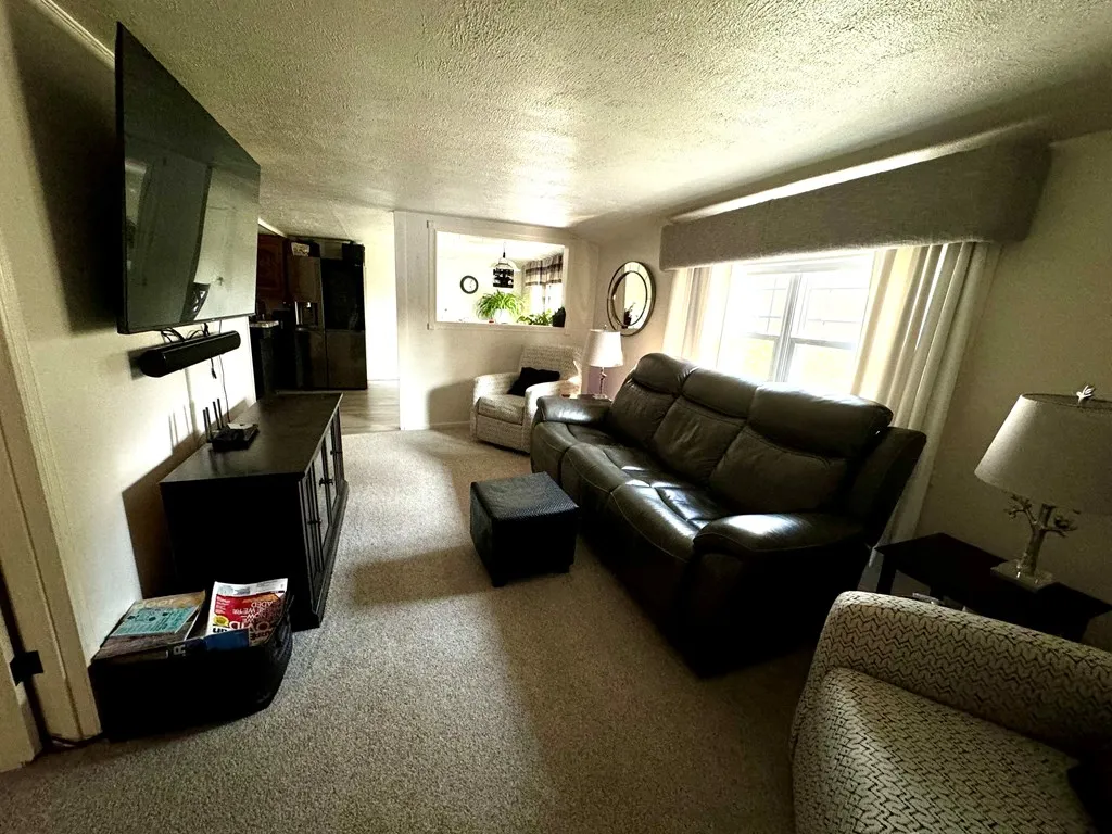 222 12th Ave, Sturgeon Bay Wi 54235, 4 Bedrooms Bedrooms, ,1 BathroomBathrooms,Inland-Residential,For Sale,12th Ave,143354