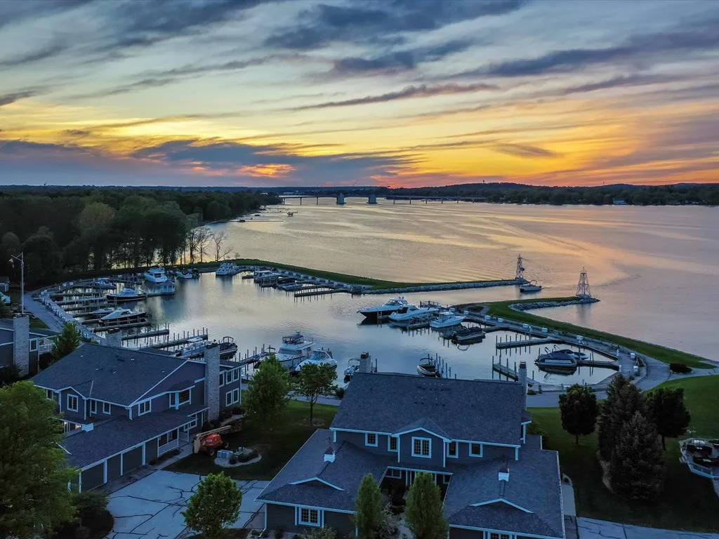1500 Tacoma Beach Rd # 2, Sturgeon Bay, Wisconsin 54235, 2 Bedrooms Bedrooms, ,2 BathroomsBathrooms,Condominium,For Sale,Tacoma Beach Rd,144422