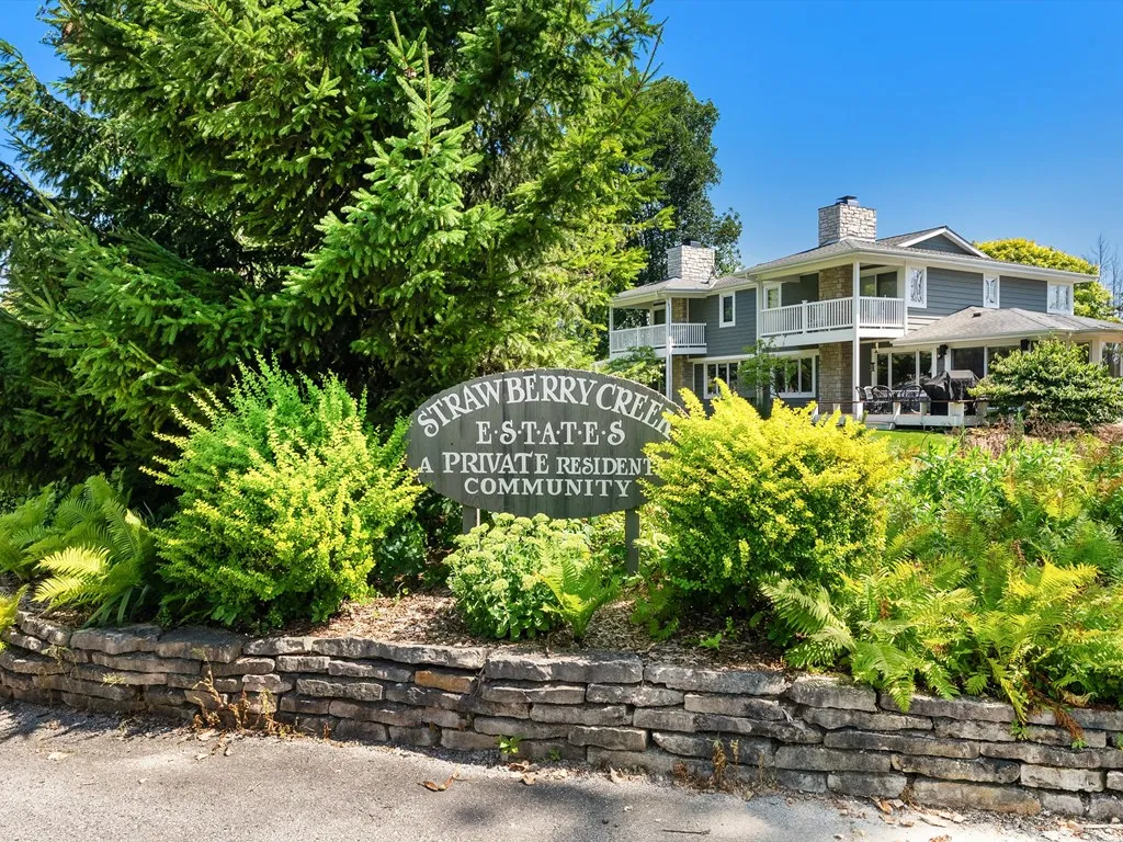 1500 Tacoma Beach Rd # 2, Sturgeon Bay, Wisconsin 54235, 2 Bedrooms Bedrooms, ,2 BathroomsBathrooms,Condominium,For Sale,Tacoma Beach Rd,144422