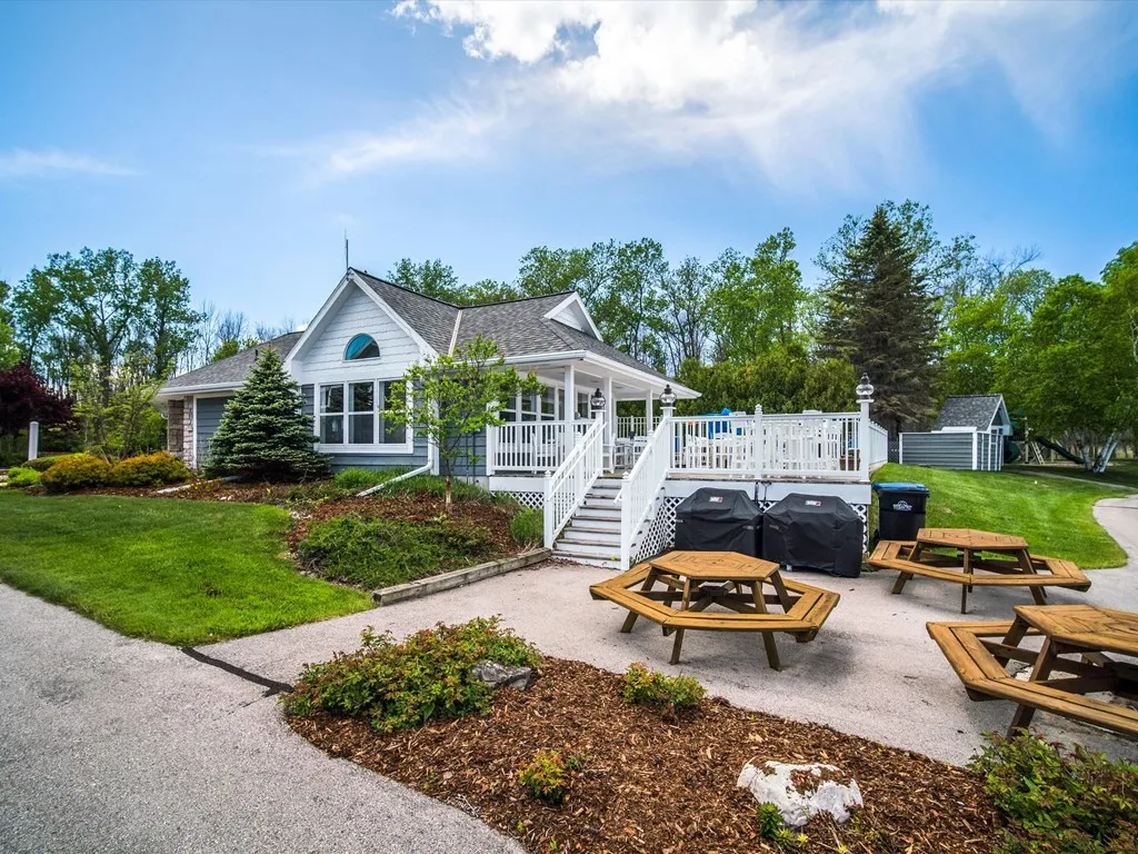 1500 Tacoma Beach Rd # 2, Sturgeon Bay, Wisconsin 54235, 2 Bedrooms Bedrooms, ,2 BathroomsBathrooms,Condominium,For Sale,Tacoma Beach Rd,144422