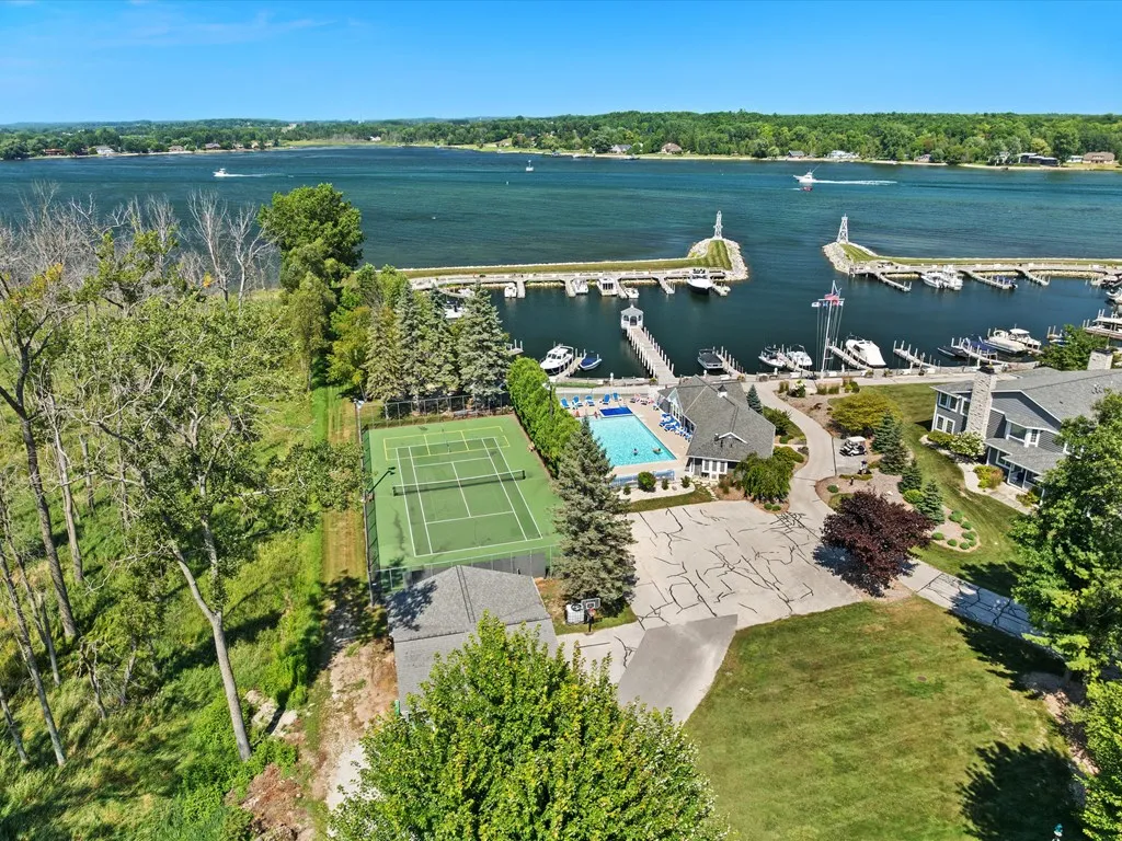 1500 Tacoma Beach Rd # 2, Sturgeon Bay, Wisconsin 54235, 2 Bedrooms Bedrooms, ,2 BathroomsBathrooms,Condominium,For Sale,Tacoma Beach Rd,144422