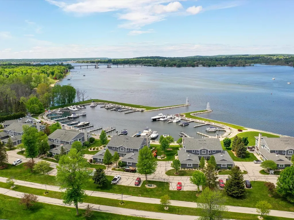 1500 Tacoma Beach Rd # 2, Sturgeon Bay, Wisconsin 54235, 2 Bedrooms Bedrooms, ,2 BathroomsBathrooms,Condominium,For Sale,Tacoma Beach Rd,144422