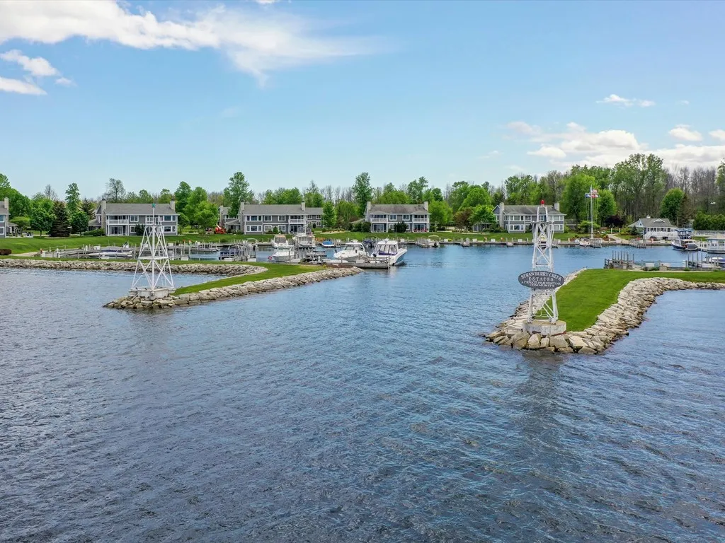 1500 Tacoma Beach Rd # 2, Sturgeon Bay, Wisconsin 54235, 2 Bedrooms Bedrooms, ,2 BathroomsBathrooms,Condominium,For Sale,Tacoma Beach Rd,144422