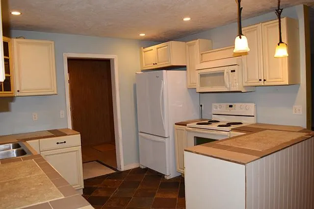 5620 Clark Lake Dr, Sturgeon Bay Wi 54235, 3 Bedrooms Bedrooms, ,2 BathroomsBathrooms,Inland-Residential,For Sale,Clark Lake Dr,141890