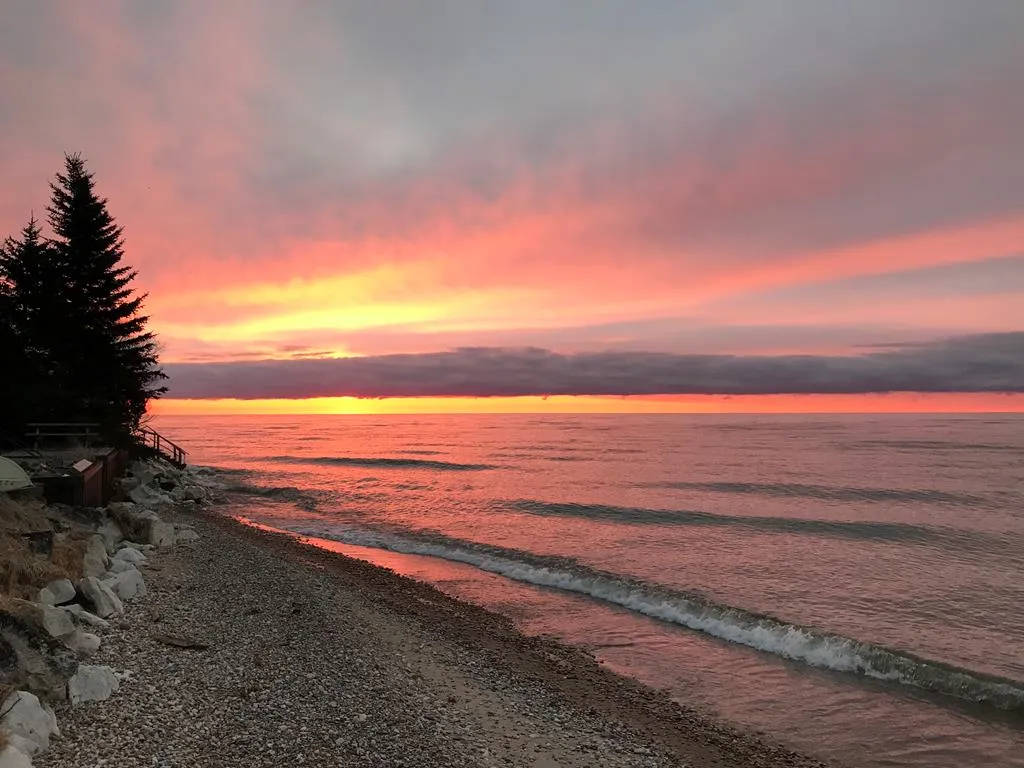 2970 Lake Forest Park Rd, Sturgeon Bay, Wisconsin 54235, 3 Bedrooms Bedrooms, ,3 BathroomsBathrooms,Waterfront-Residential,For Sale,Lake Forest Park Rd,144123