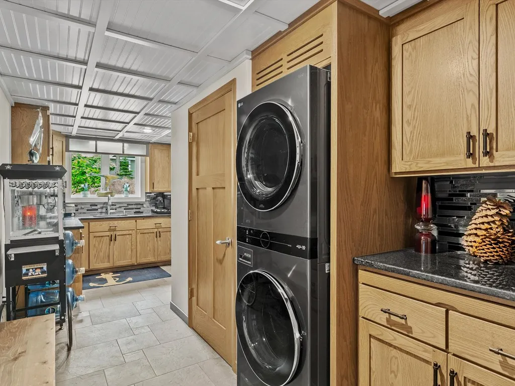 2970 Lake Forest Park Rd, Sturgeon Bay, Wisconsin 54235, 3 Bedrooms Bedrooms, ,3 BathroomsBathrooms,Waterfront-Residential,For Sale,Lake Forest Park Rd,144123
