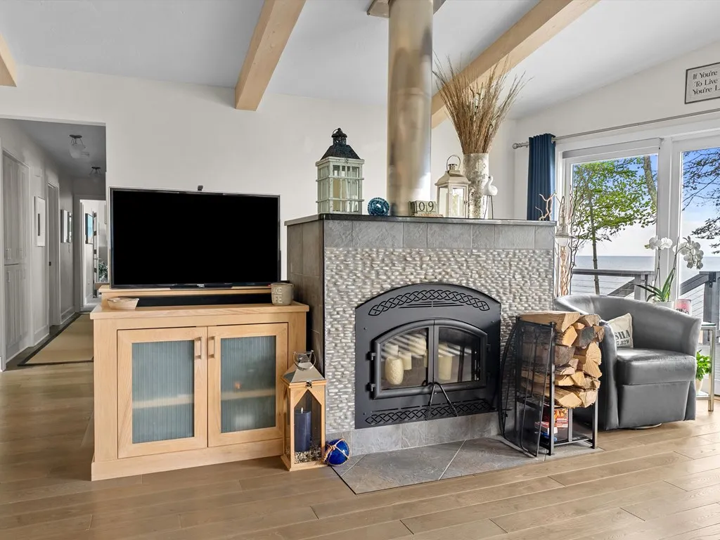 2970 Lake Forest Park Rd, Sturgeon Bay, Wisconsin 54235, 3 Bedrooms Bedrooms, ,3 BathroomsBathrooms,Waterfront-Residential,For Sale,Lake Forest Park Rd,144123