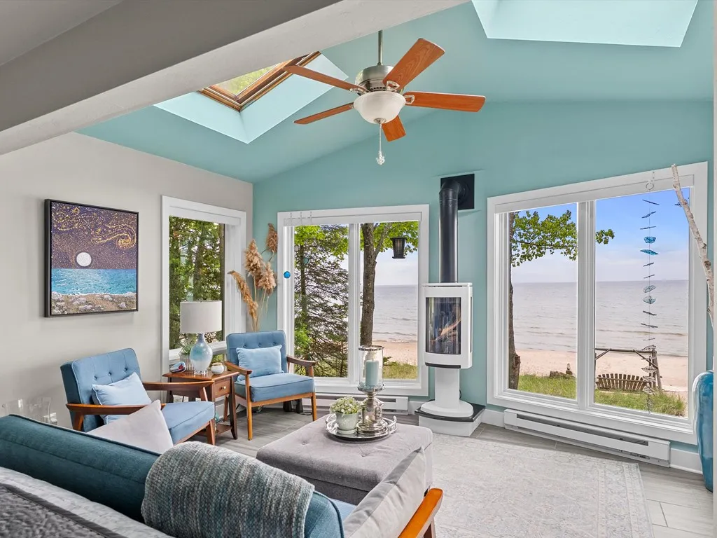 2970 Lake Forest Park Rd, Sturgeon Bay, Wisconsin 54235, 3 Bedrooms Bedrooms, ,3 BathroomsBathrooms,Waterfront-Residential,For Sale,Lake Forest Park Rd,144123