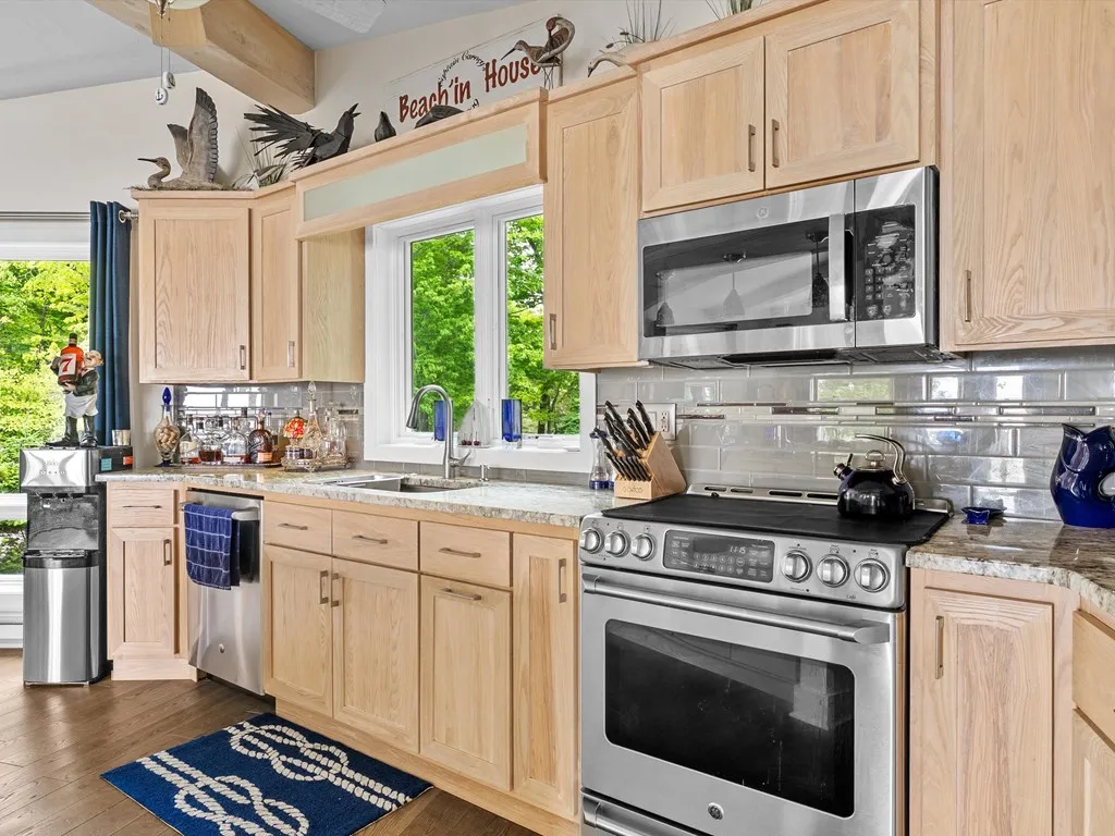 2970 Lake Forest Park Rd, Sturgeon Bay, Wisconsin 54235, 3 Bedrooms Bedrooms, ,3 BathroomsBathrooms,Waterfront-Residential,For Sale,Lake Forest Park Rd,144123