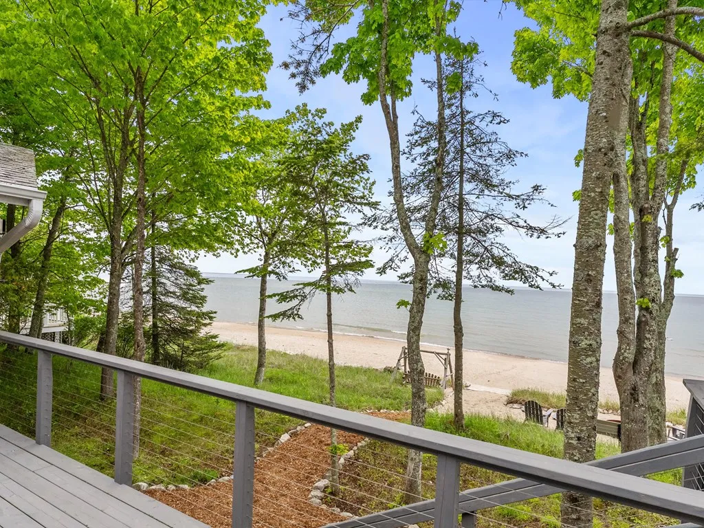 2970 Lake Forest Park Rd, Sturgeon Bay, Wisconsin 54235, 3 Bedrooms Bedrooms, ,3 BathroomsBathrooms,Waterfront-Residential,For Sale,Lake Forest Park Rd,144123