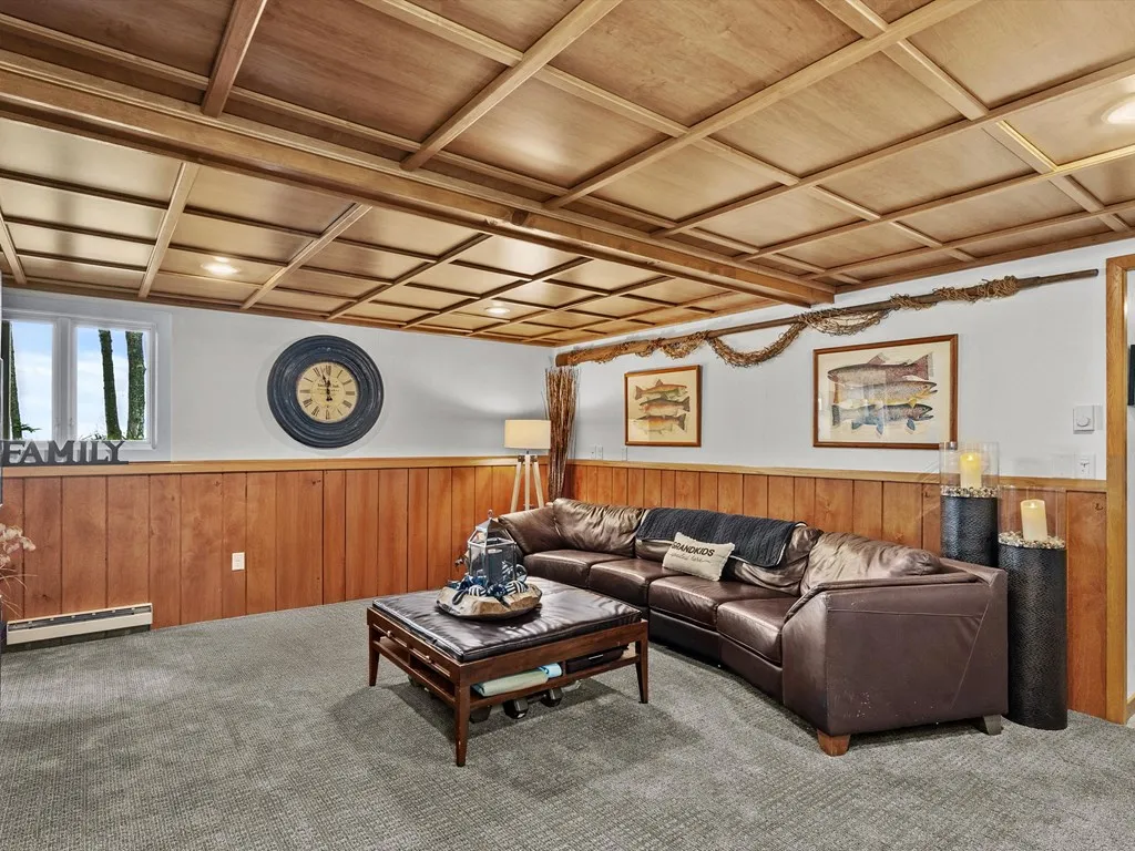 2970 Lake Forest Park Rd, Sturgeon Bay, Wisconsin 54235, 3 Bedrooms Bedrooms, ,3 BathroomsBathrooms,Waterfront-Residential,For Sale,Lake Forest Park Rd,144123
