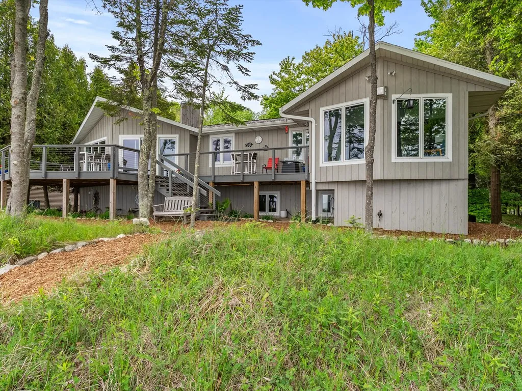 2970 Lake Forest Park Rd, Sturgeon Bay, Wisconsin 54235, 3 Bedrooms Bedrooms, ,3 BathroomsBathrooms,Waterfront-Residential,For Sale,Lake Forest Park Rd,144123