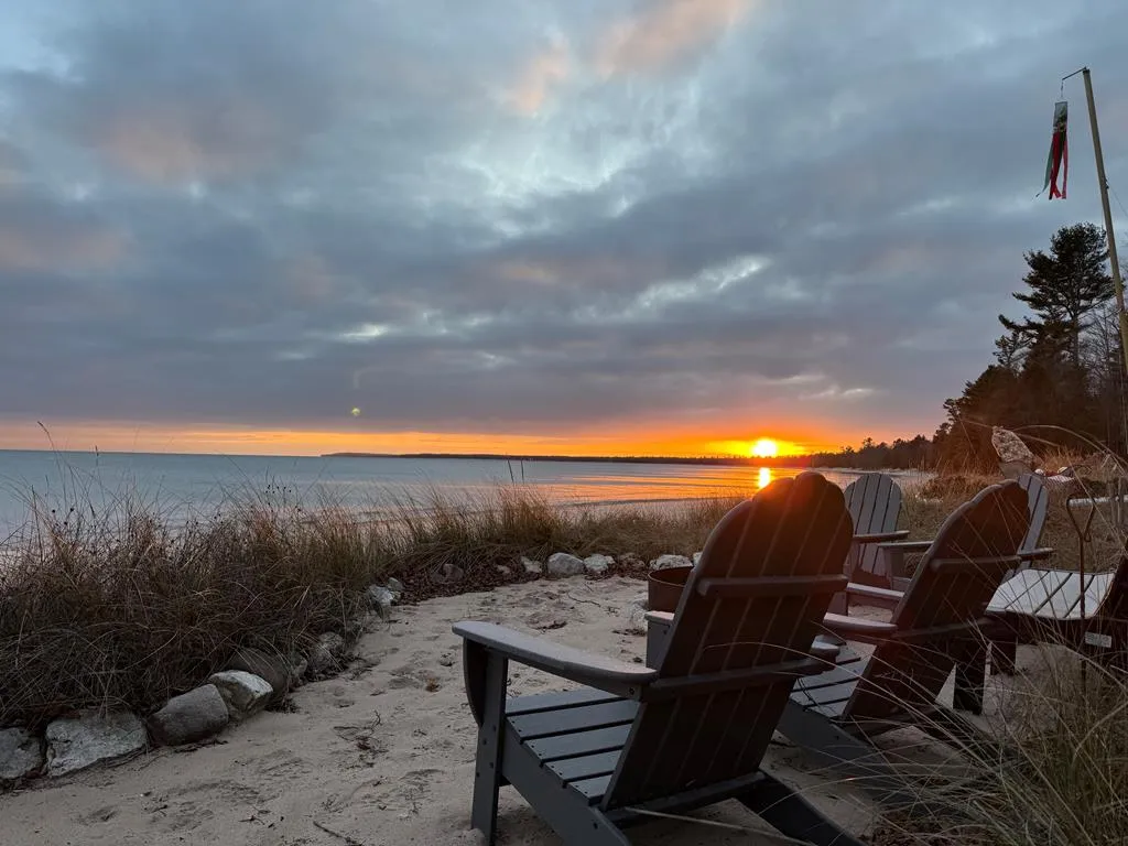 2970 Lake Forest Park Rd, Sturgeon Bay, Wisconsin 54235, 3 Bedrooms Bedrooms, ,3 BathroomsBathrooms,Waterfront-Residential,For Sale,Lake Forest Park Rd,144123