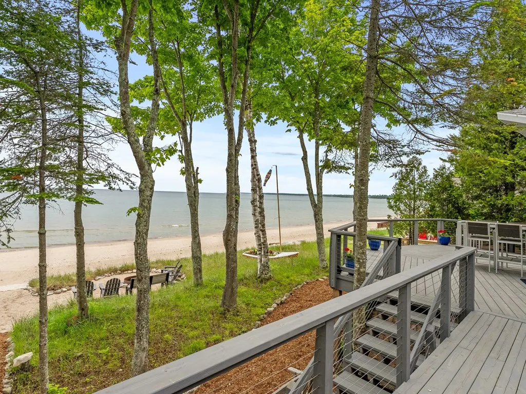 2970 Lake Forest Park Rd, Sturgeon Bay, Wisconsin 54235, 3 Bedrooms Bedrooms, ,3 BathroomsBathrooms,Waterfront-Residential,For Sale,Lake Forest Park Rd,144123