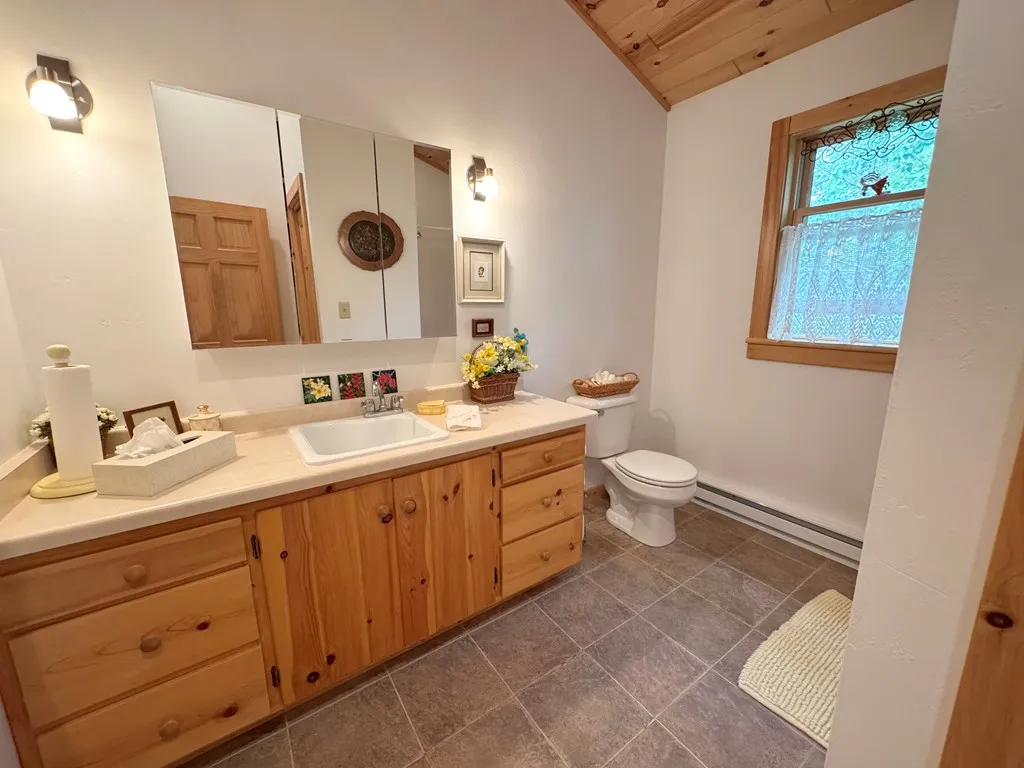 2306 Green Bay Rd, Washington Island, Wisconsin 54246, 3 Bedrooms Bedrooms, ,3 BathroomsBathrooms,Waterfront-Residential,For Sale,Green Bay Rd,144181