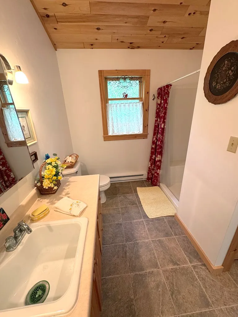 2306 Green Bay Rd, Washington Island, Wisconsin 54246, 3 Bedrooms Bedrooms, ,3 BathroomsBathrooms,Waterfront-Residential,For Sale,Green Bay Rd,144181