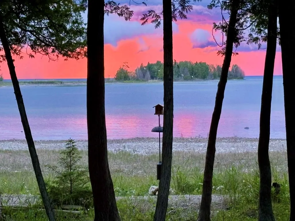 2306 Green Bay Rd, Washington Island, Wisconsin 54246, 3 Bedrooms Bedrooms, ,3 BathroomsBathrooms,Waterfront-Residential,For Sale,Green Bay Rd,144181