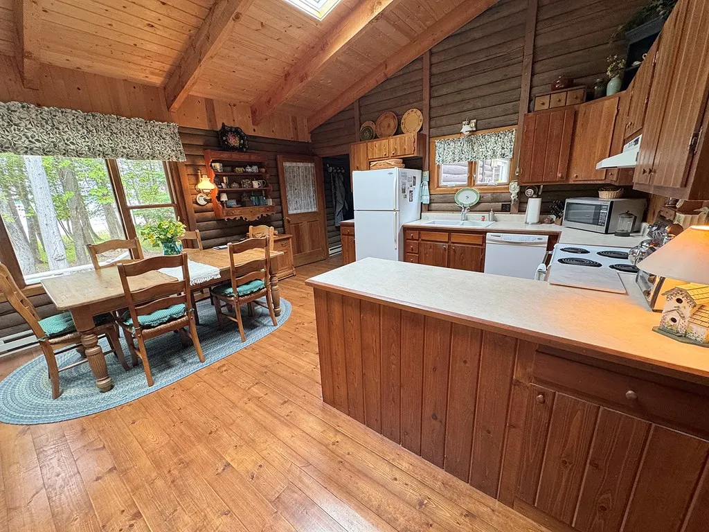 2306 Green Bay Rd, Washington Island, Wisconsin 54246, 3 Bedrooms Bedrooms, ,3 BathroomsBathrooms,Waterfront-Residential,For Sale,Green Bay Rd,144181