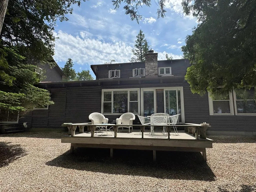 2306 Green Bay Rd, Washington Island, Wisconsin 54246, 3 Bedrooms Bedrooms, ,3 BathroomsBathrooms,Waterfront-Residential,For Sale,Green Bay Rd,144181